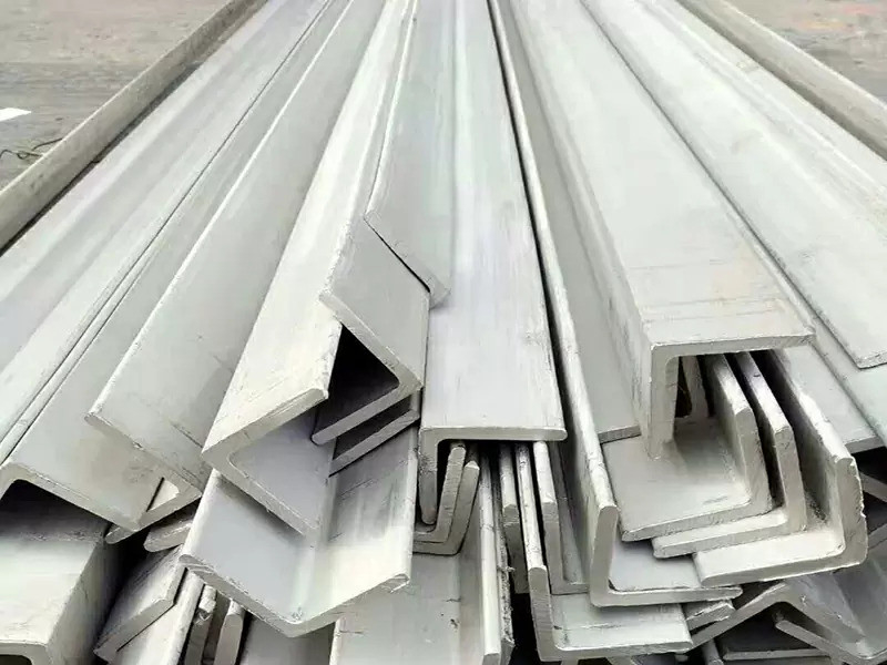 ASTM EN GB ملف زاوية الفولاذ المقاوم للصدأ 2B إنهاء 200/300/400/900 سلسلة